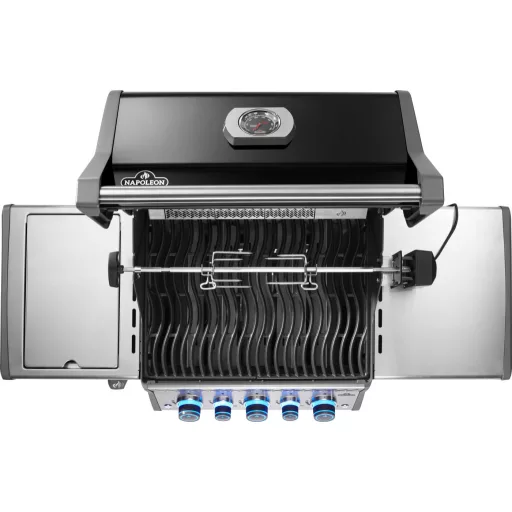 Napoleon Rogue 425 gázgrill hátsó+oldal infraégővel és nyársforgatóval