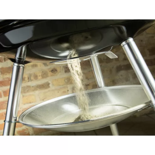 DEMO Weber Compact Kettle Charcoal Grill